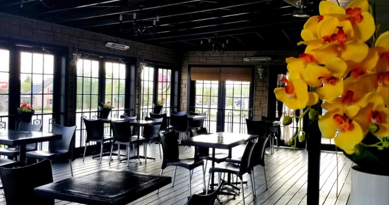 Auberge Happy Logis Lac-Etchemin ภายนอก รูปภาพ